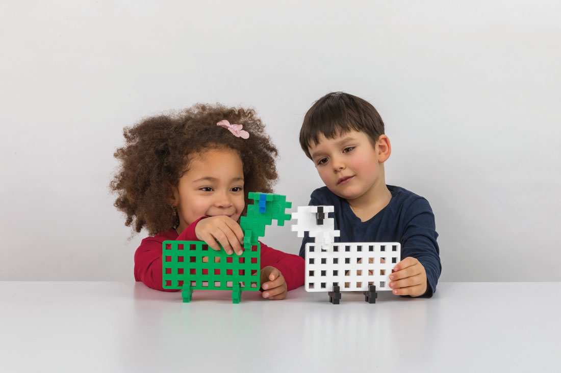 Plus Plus Bauplatten Konstruktionsmaterial für Kinder