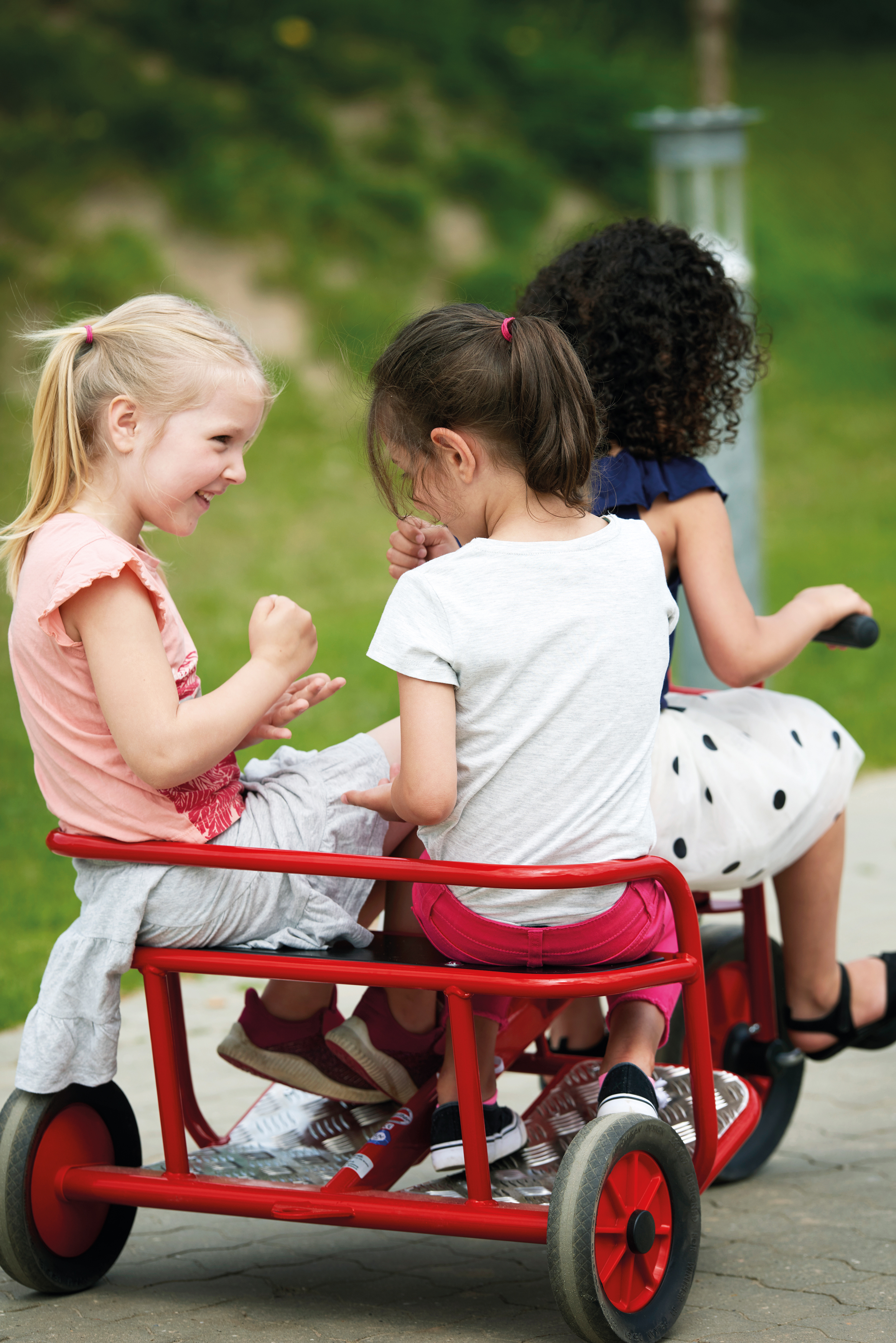 Doppeltaxi Winther Fahrzeug für Kindergarten 2