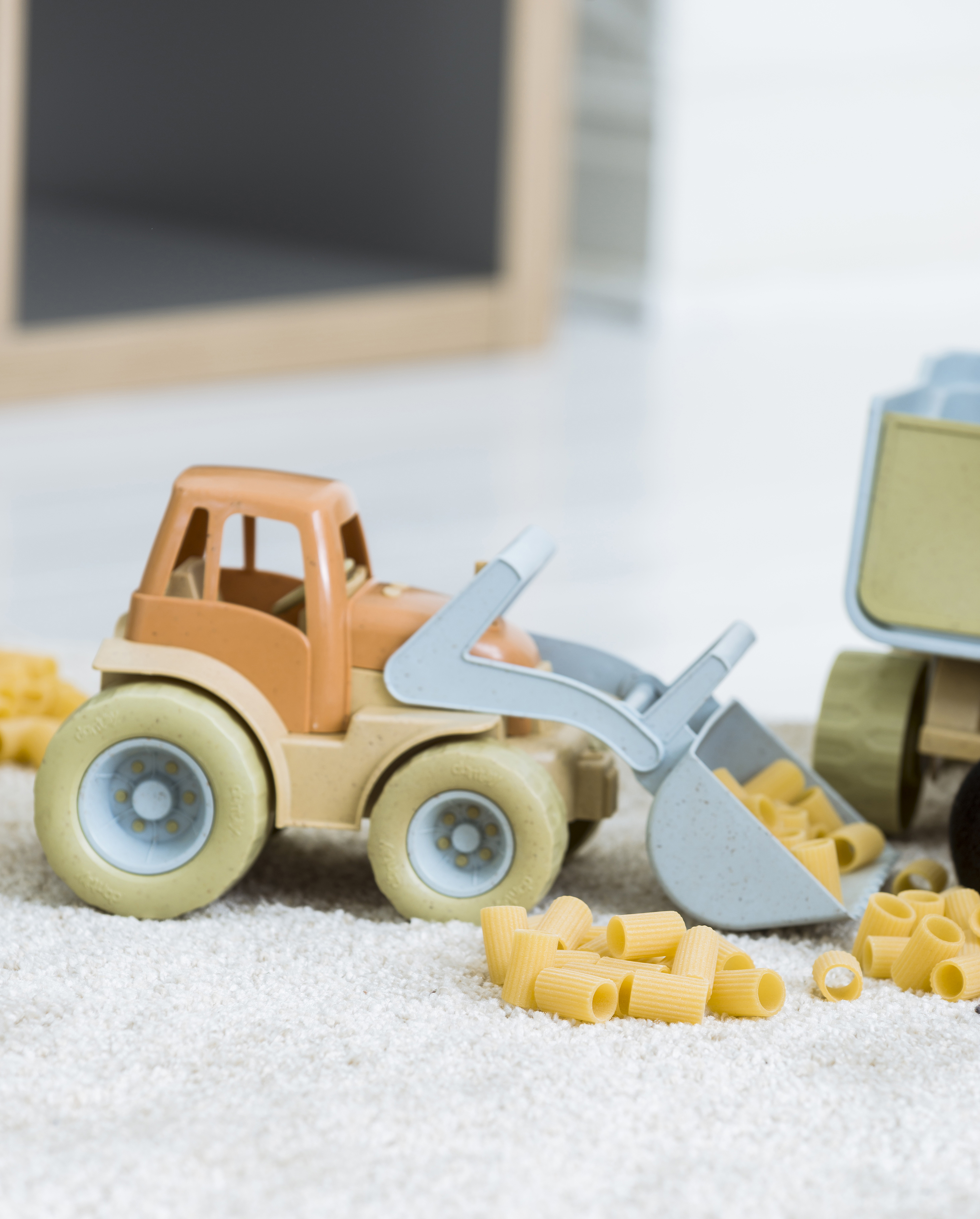 BIO Traktor Bio Spielzeug